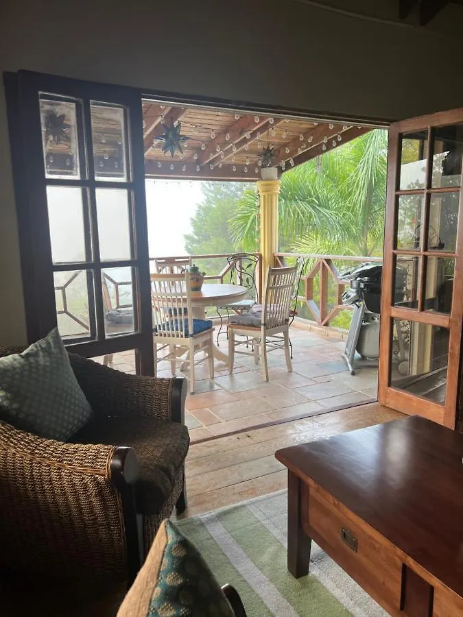 Villa Paloma/ Home/ Office-Remote Office Constanza